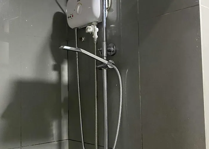 Air Residences 28f Balcony Wifi Netflix *