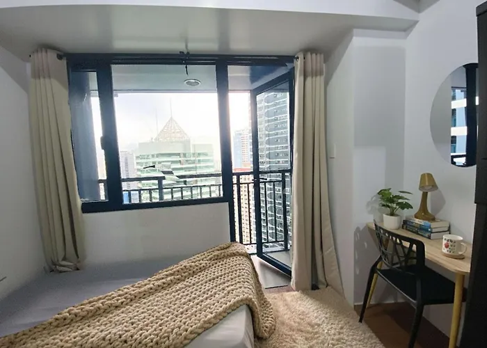 Air Residences 28f Balcony Wifi Netflix Apartment Manila