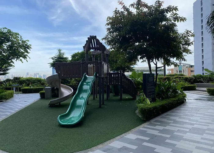 Air Residences 28f Balcony Wifi Netflix