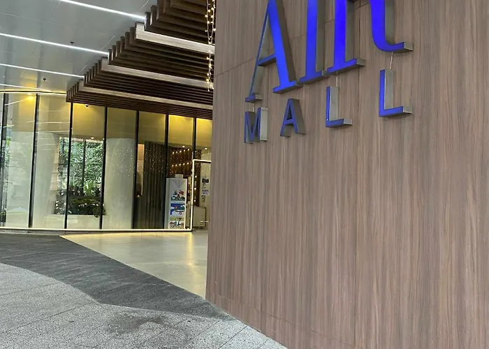 Air Residences 28f Balcony Wifi Netflix Apartment