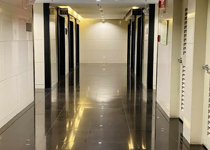 Air Residences 28f Balcony Wifi Netflix